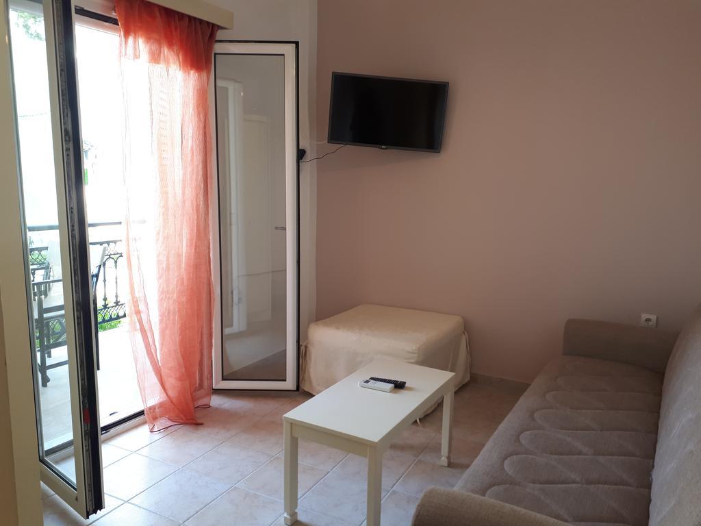 أخارافي Filorian Hotel Apartments المظهر الخارجي الصورة