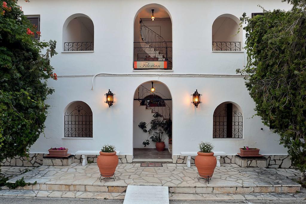 أخارافي Filorian Hotel Apartments المظهر الخارجي الصورة
