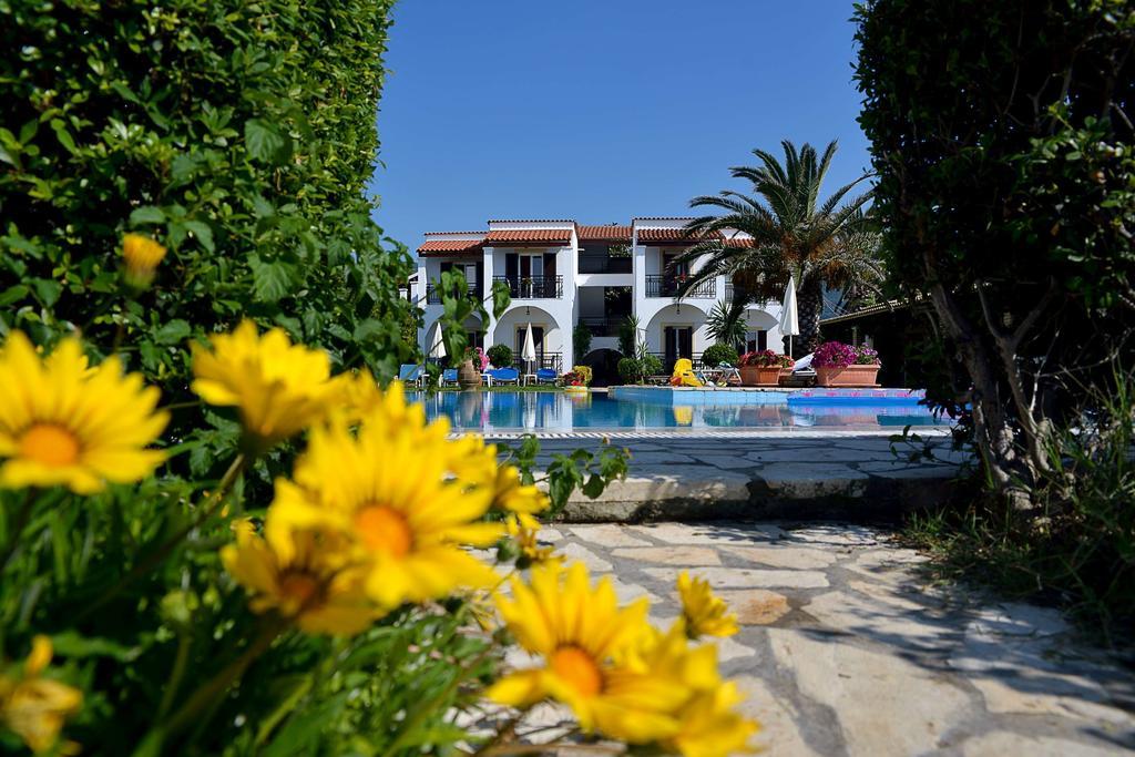 أخارافي Filorian Hotel Apartments المظهر الخارجي الصورة